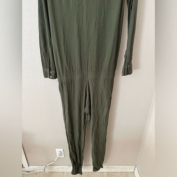Monrow Green Utility Jumpsuit Sz XS - Picture 8 of 9